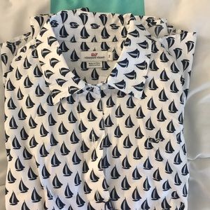 Vineyard Vines button down shirt